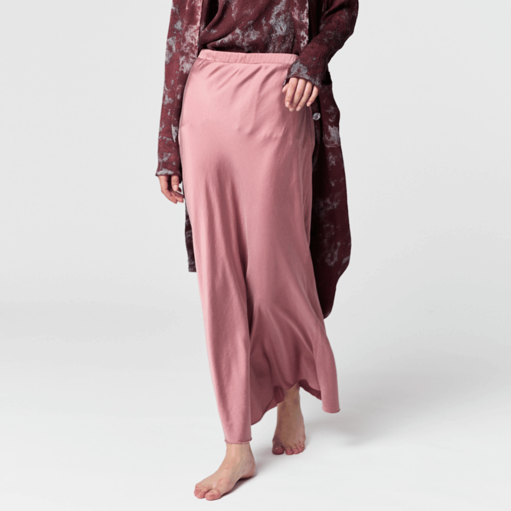 Avant Toi Frosted Effect Stretch Silk Long Skirt in Agata Pink Avant Toi Luxury knitwear stockist Australia Riada Concept online Sydney Designer fashion shop online and in store High End fashion boutique Sydney Australia Riada Concept