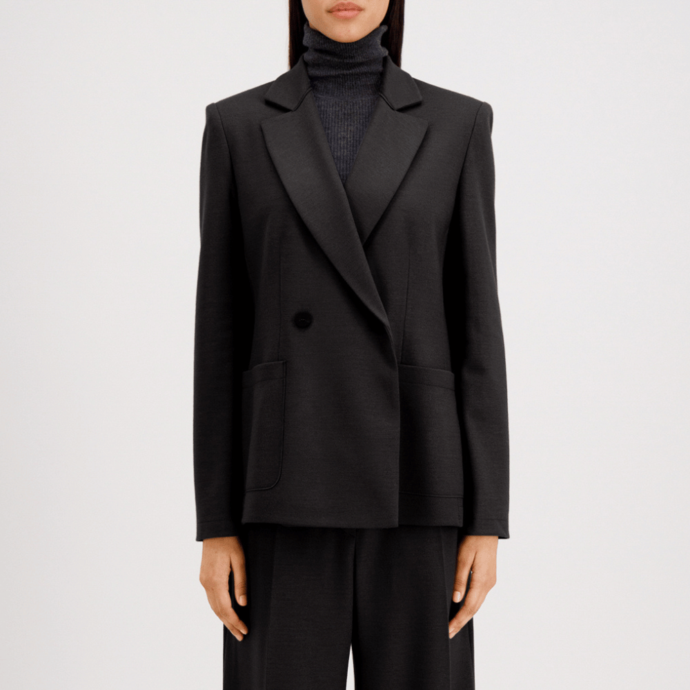 Harris Wharf London Tailored Hip Length Double-Breasted Padded-Shoulder Blazer in Black HARRIS WHARF LONDON Designer fashion shop online and in store High End fashion boutique Sydney Australia Riada Concept