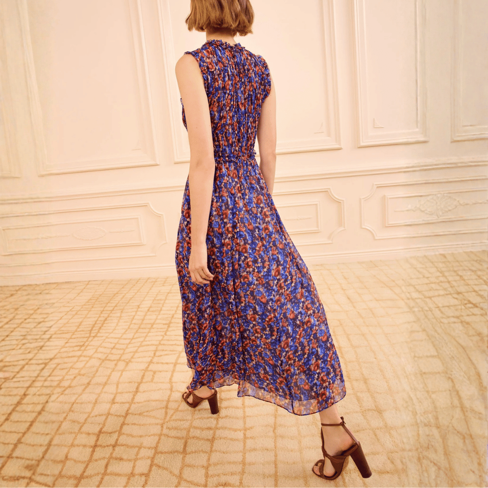 Ulla Johnson Kasia Crinkled Silk Chiffon Midi Dress in Violet Floral Print – International designer fashion boutique Australia Riada Concept Woollahra