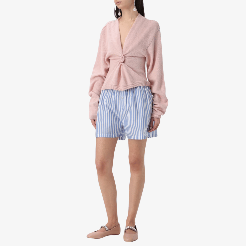 Philosophy di Lorenzo Serafini Cashmere Wool Twist Front Sweater in Pink with V-neckline and feminine twist detail, international luxury knitwear fashion labels at Riada Concept Woollahra, Sydney Australia and online