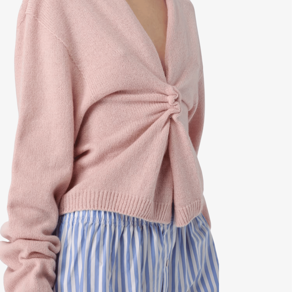 Philosophy di Lorenzo Serafini Cashmere Wool Twist Front Sweater in Pink with V-neckline and feminine twist detail, international luxury knitwear fashion labels at Riada Concept Woollahra, Sydney Australia and online