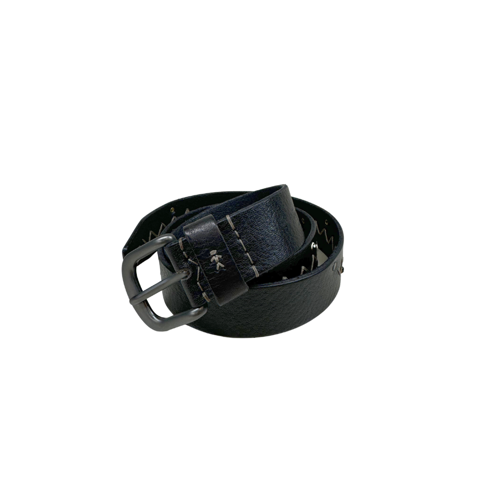 Belt Down.bovine bufalo in nero