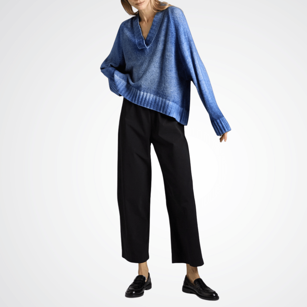 Avant Toi Hand-Painted Minibouclé V-Neck Sweater in Midnight – International Designer Fashion Boutique Australia Riada Concept Woollahra