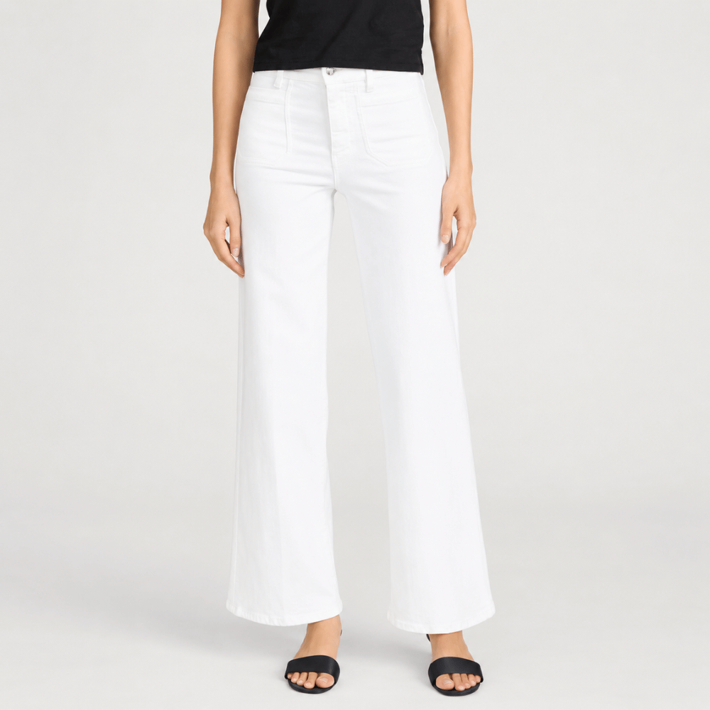FRAME Le Slim Palazzo Modernist Pocket Jeans in White at Riada Concept. High-rise wide-leg stretch denim with flat patch pockets - front view