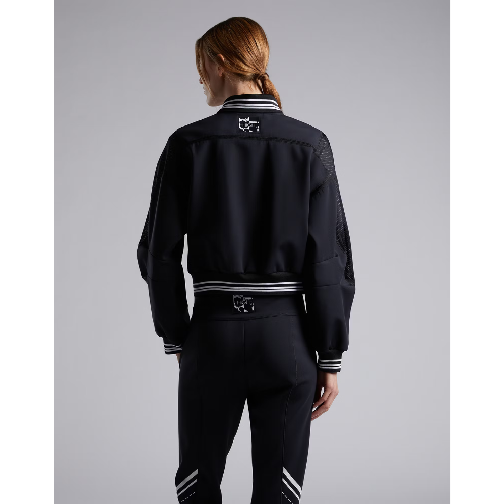 Jacket Strike in Black