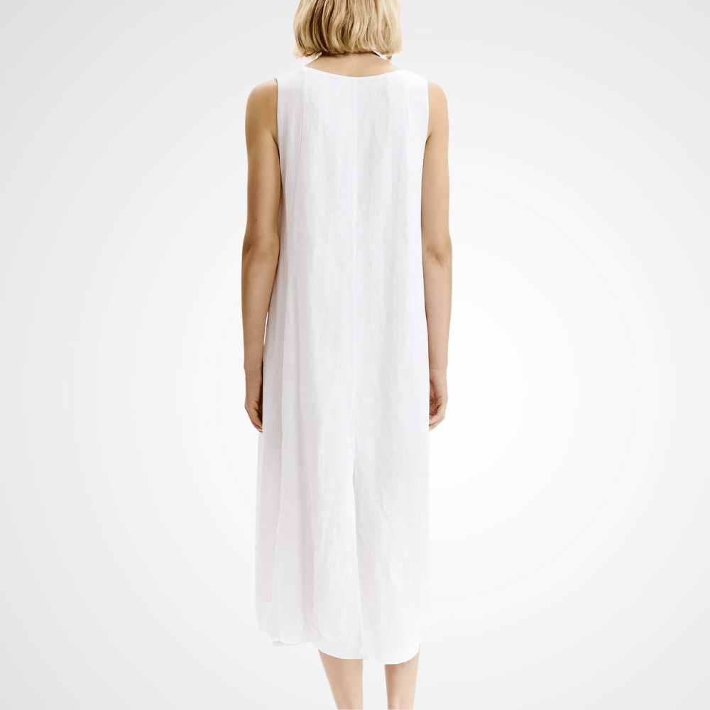 Transit Par Such Linen Dress in White — Italian-made relaxed maxi with scoop neckline, viscose side panels and seam pockets, styled with sandals Transit Par Such at Riada Concept Designer fashion shop online and in store High End fashion boutique Sydney Australia Riada Concept