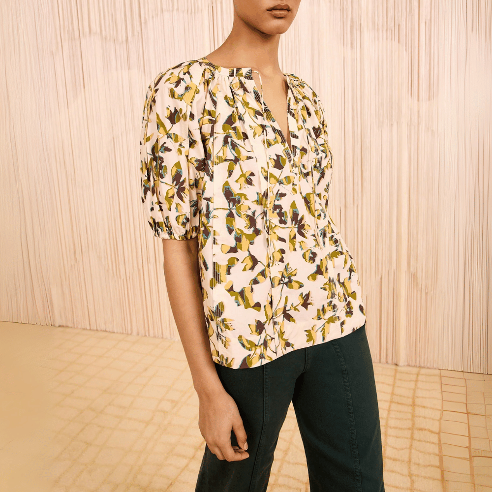 Ulla Johnson Loli Short Sleeve Blouse in Lucent – luxury cotton floral blouse with puff sleeves, Available instore and online at Riada Concept, Woollahra — Sydney’s destination for a curated selection of international luxury brands