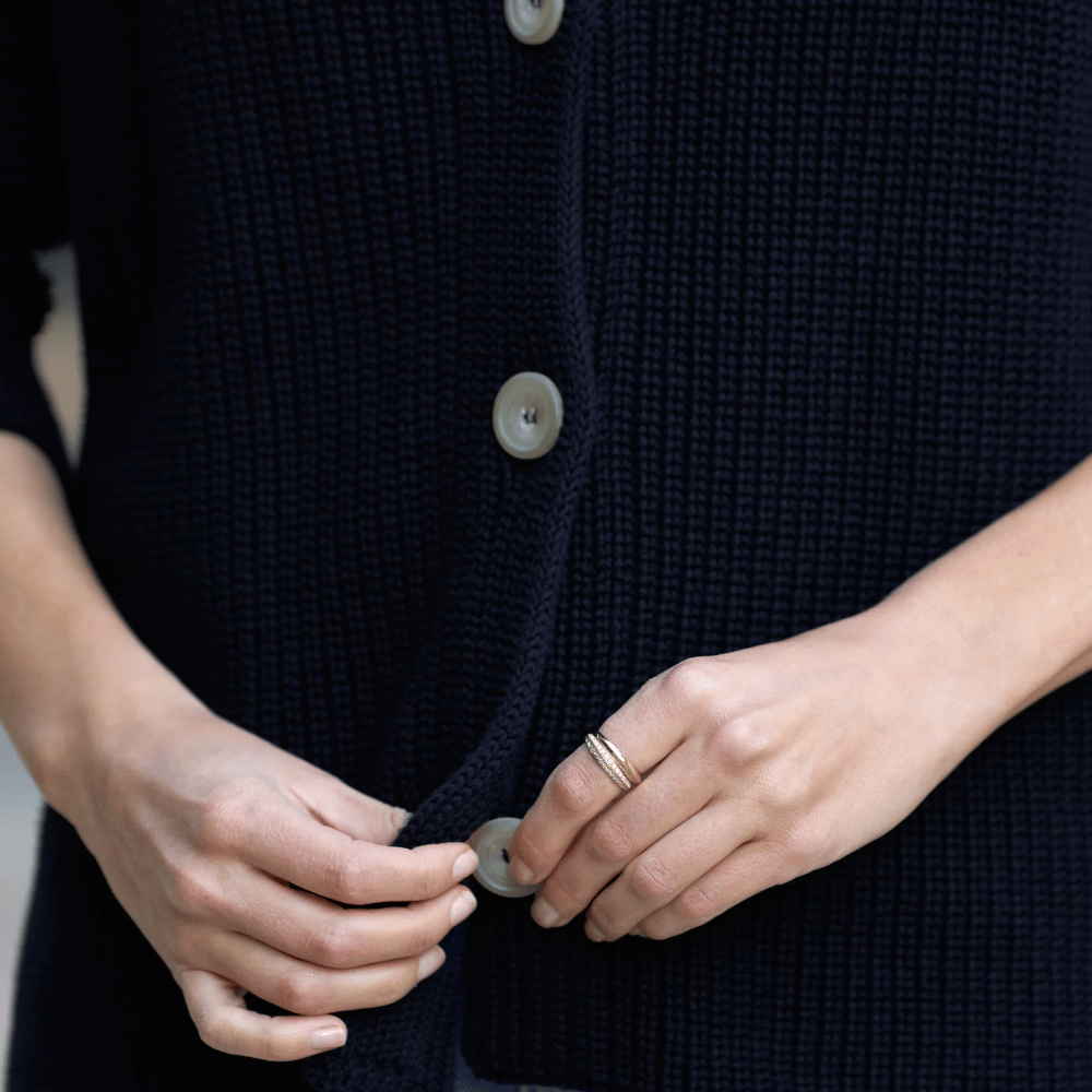 Frank & Eileen Montecito Cardigan in Navy Blue Shop Frank & Eileen online in Australia at Riada Concept – official stockist of Frank & Eileen shirts, dresses, and linen pants. Discover timeless, premium women's fashion with fast shipping from Sydney.
