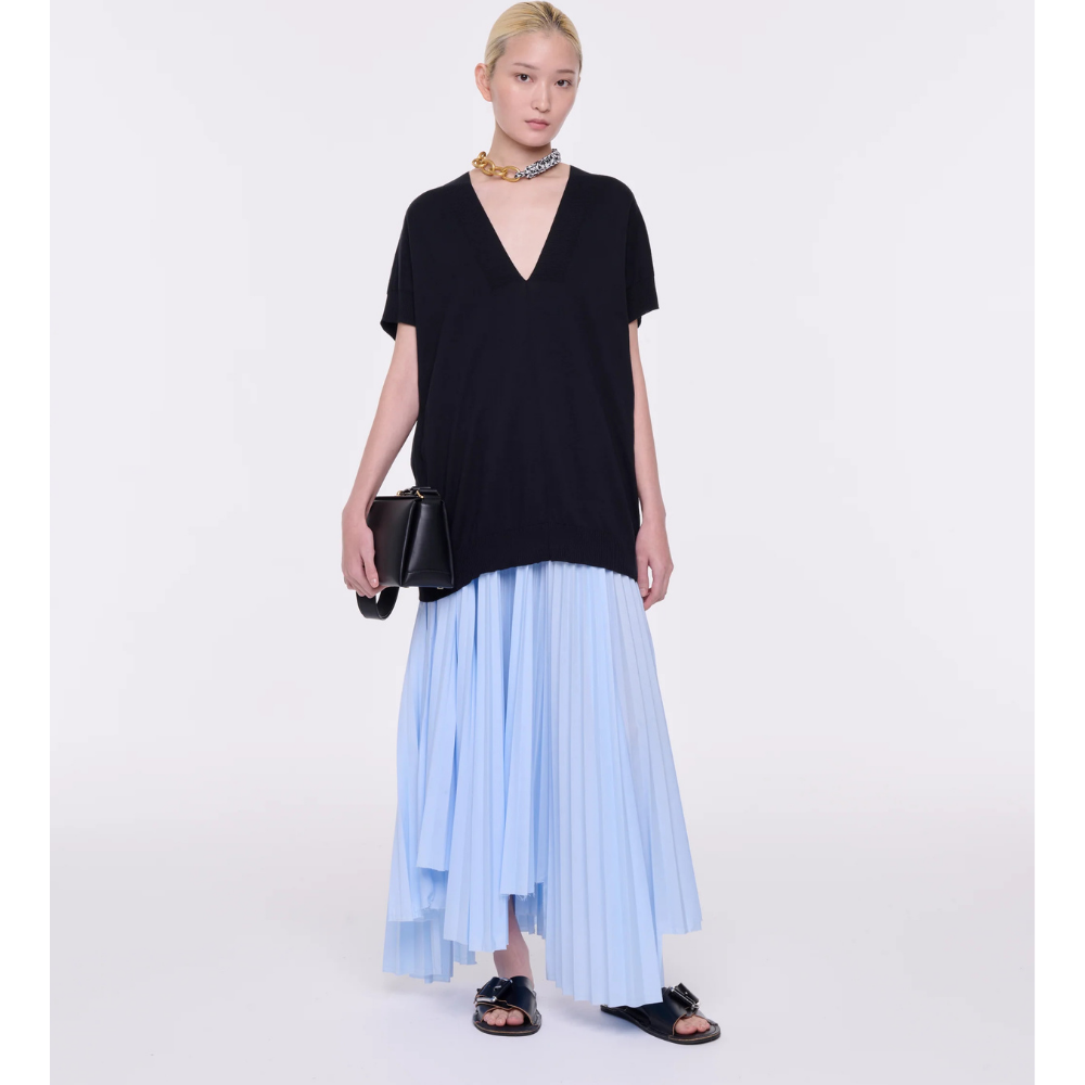 PLEATED LONG SKIRT IN LIGHT BLUE