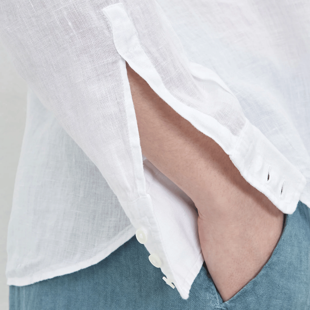 Massimo Alba Woman Selma Relaxed Linen Shirt in White MASSIMO ALBA WOMENS Designer fashion shop online and in store High End fashion boutique Sydney Australia Riada Concept