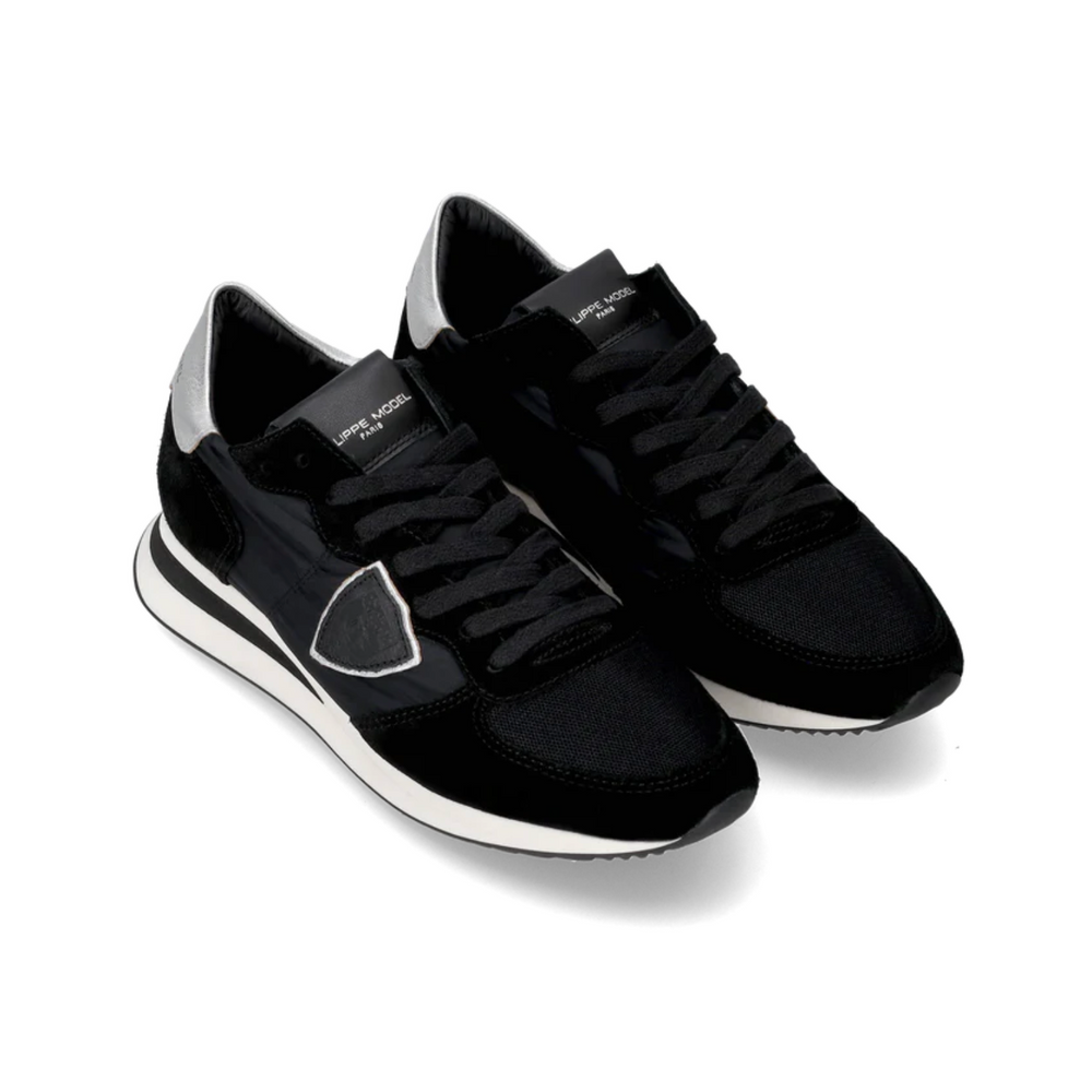 Trpx low running women in black silver