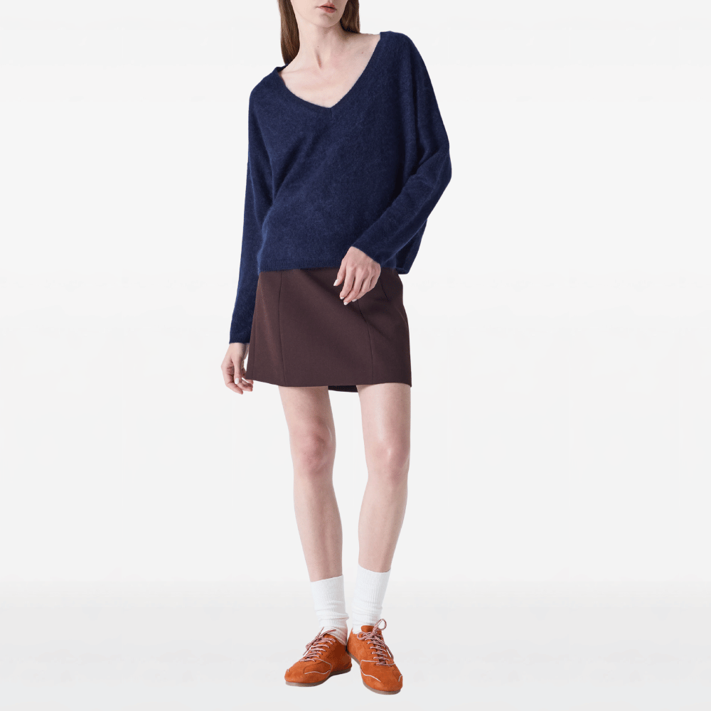 Absolut Cashmere Soeli V-Neck Sweater in Navy – International designer fashion boutique Australia Riada Concept Woollahra