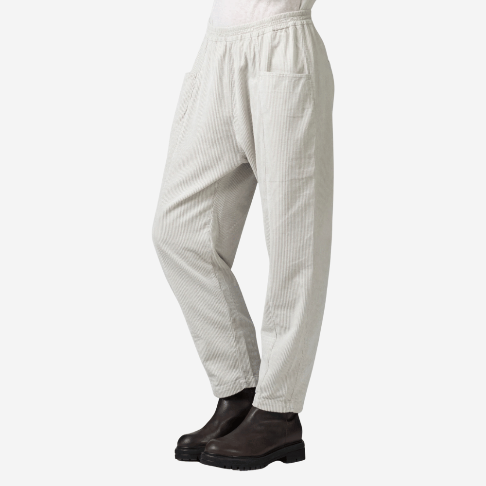 Transit Par Such Relaxed Stretch Corduroy Pant in Chalk – International designer fashion boutique Australia Riada Concept Woollahra