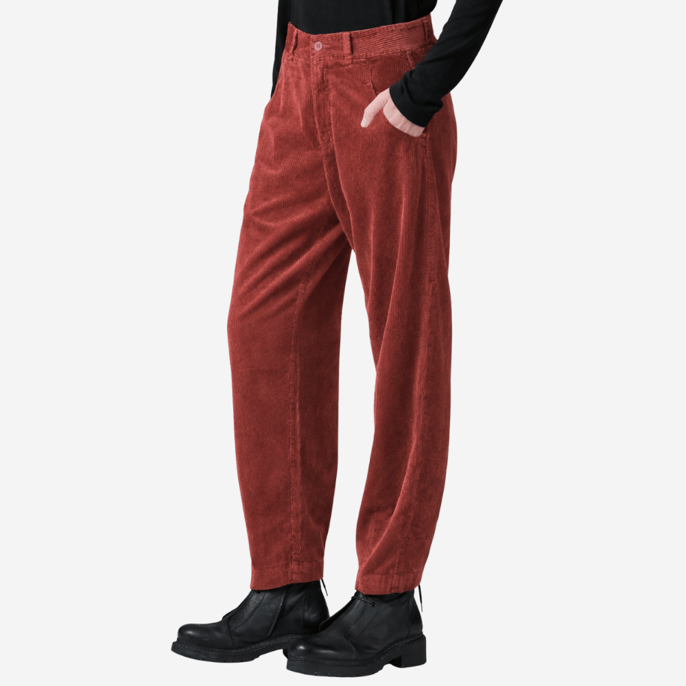 Transit Par Such Signature Stretch Corduroy Pant in Sangria