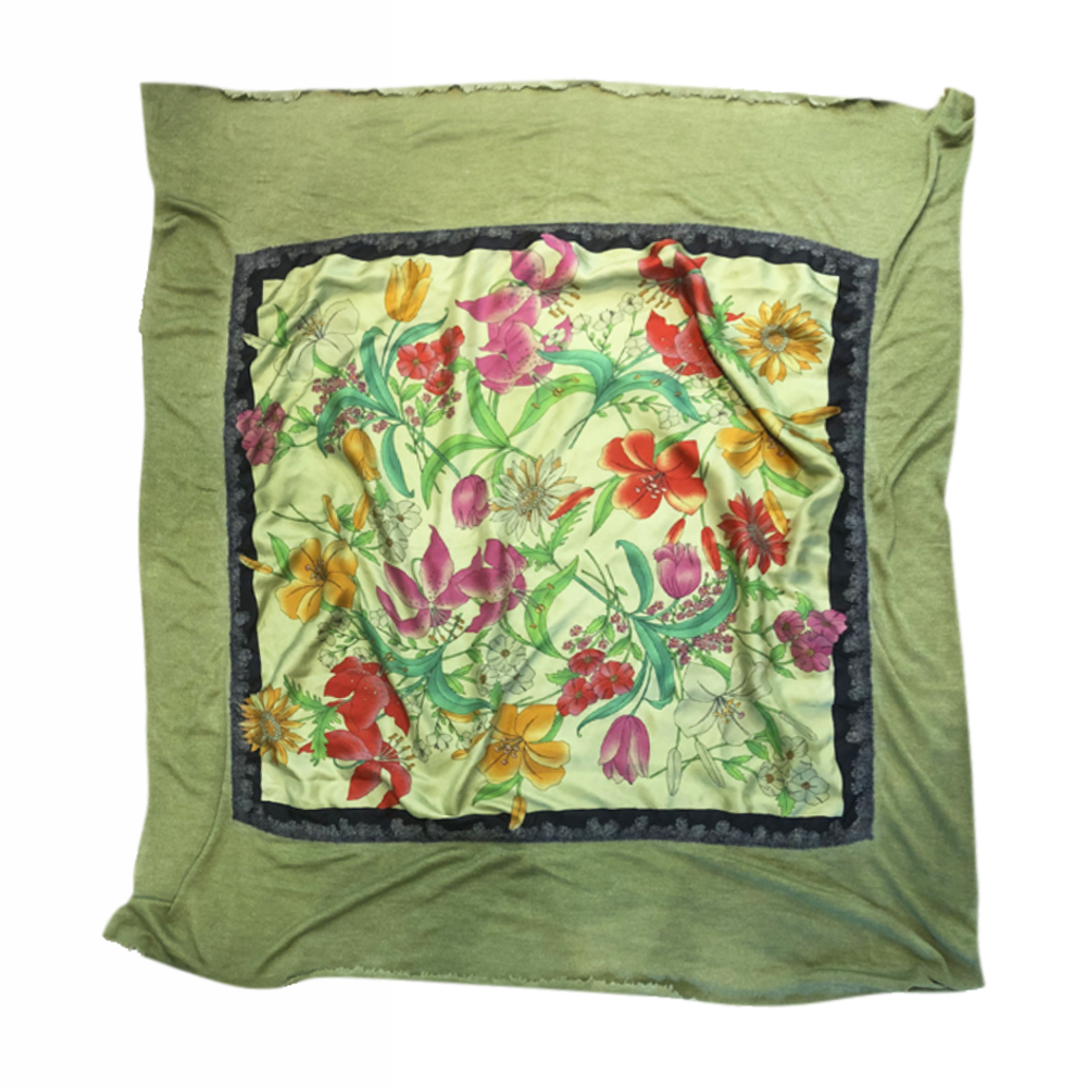 Lily Print Cashmere/Silk Scarf in Nettare
