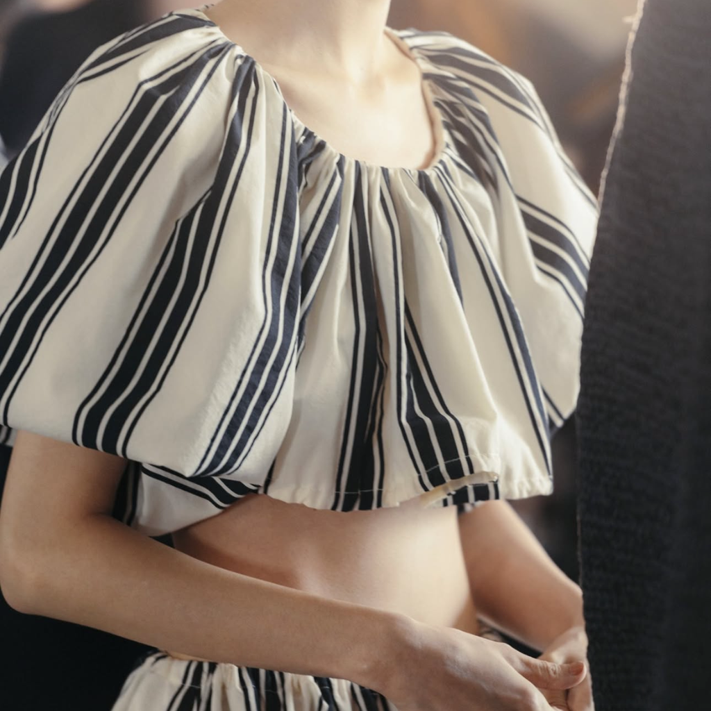 Shop Philosophy di Lorenzo Serafini at Riada Concept Sydney – silk blouses, nylon tops & dresses with Italian elegance. Free express shipping Australia-wide.