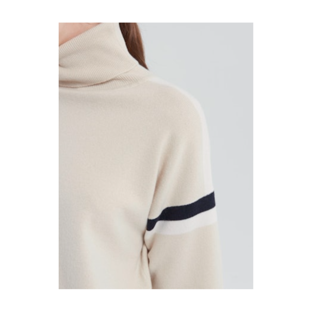 Knit Turtleneck in Beige White and Blue