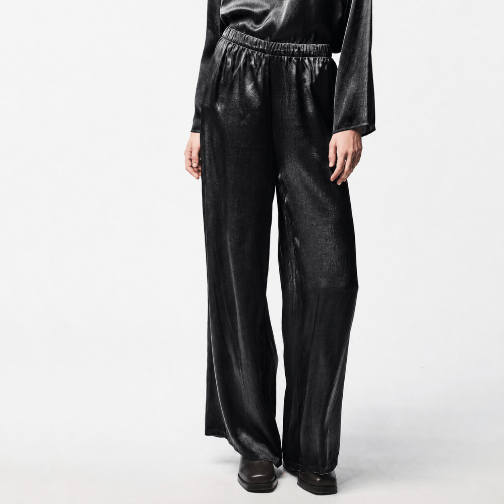 Avant Toi Hand-Painted Stretch Silk Palazzo Pants in Nero - International designer fashion boutique Australia Riada Concept Woollahra