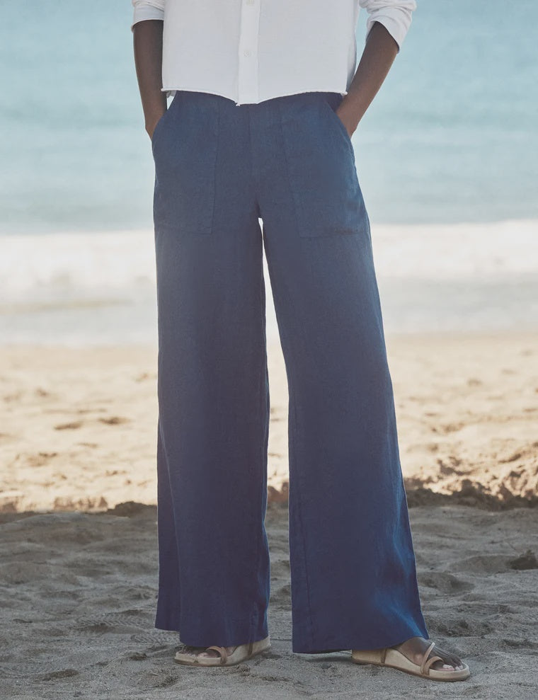 Frank & Eileen Madeline Patch Pocket Pull-On Pant in Navy Washed Linen