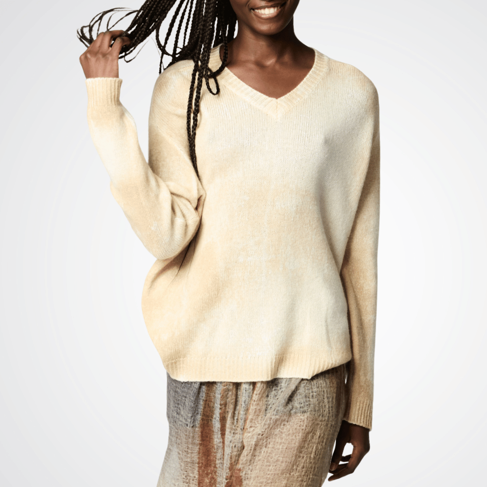 Avant Toi Relaxed Fit Cashmere V-Neck Pullover Sweater in Beige and Cream Marble 224WD1103CASV-M Avant Toi Luxury knitwear stockist Australia Riada Concept online Sydney Designer fashion shop online and in store High End fashion boutique Sydney Australia Riada Concept