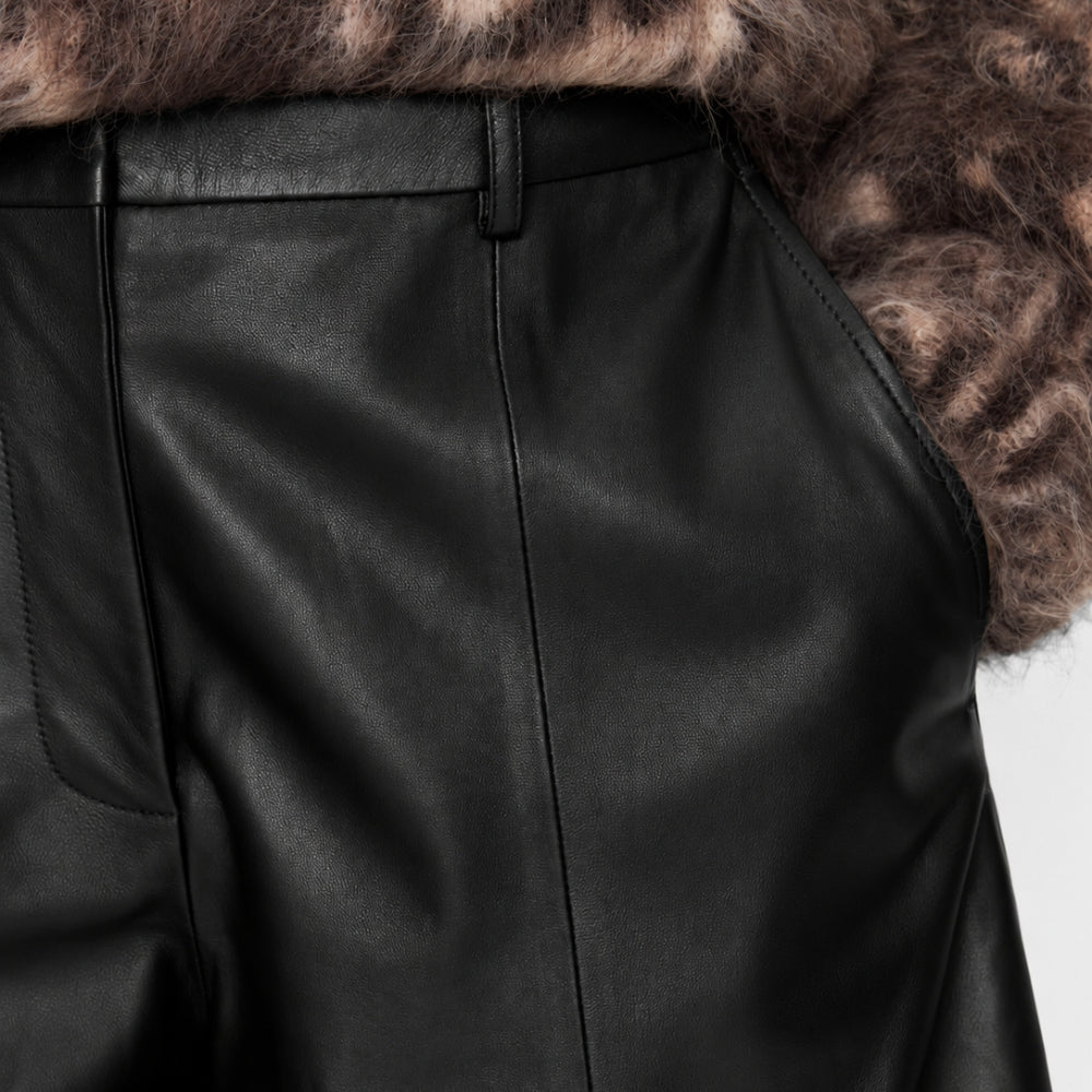 JOSEPH Asia Soft Nappa Leather Long Shorts in Black at Riada Concept. Wide-leg, knee-length lambskin - waistband and pocket close-up