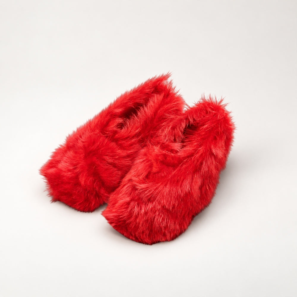 Sofie D’Hoore Fontana ballerina flat in red long-hair lamb leather - angle view
