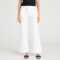 FRAME Le Slim Palazzo Modernist Pocket Jeans in White at Riada Concept. High-rise wide-leg stretch denim with flat patch pockets - front view