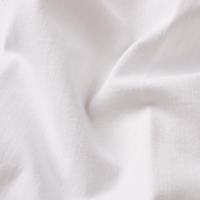 FRAME Le Slim Palazzo Modernist Pocket Jeans in White at Riada Concept. High-rise wide-leg stretch denim with flat patch pockets - close up fabric texture