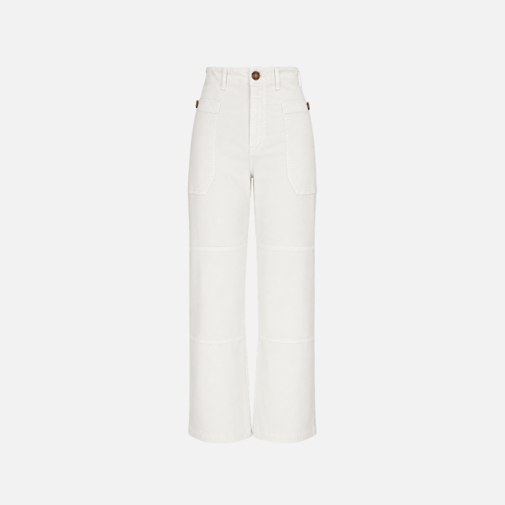 FRAME Oversized Pocket Utility Pant in Blanc at Riada Concept. Soft white comfort-stretch denim with oversized utility pockets