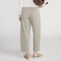 FRAME The Ranger Pant in Thyme at Riada Concept. High-rise cropped utility trousers in stretch cotton twill with patch pockets - back view