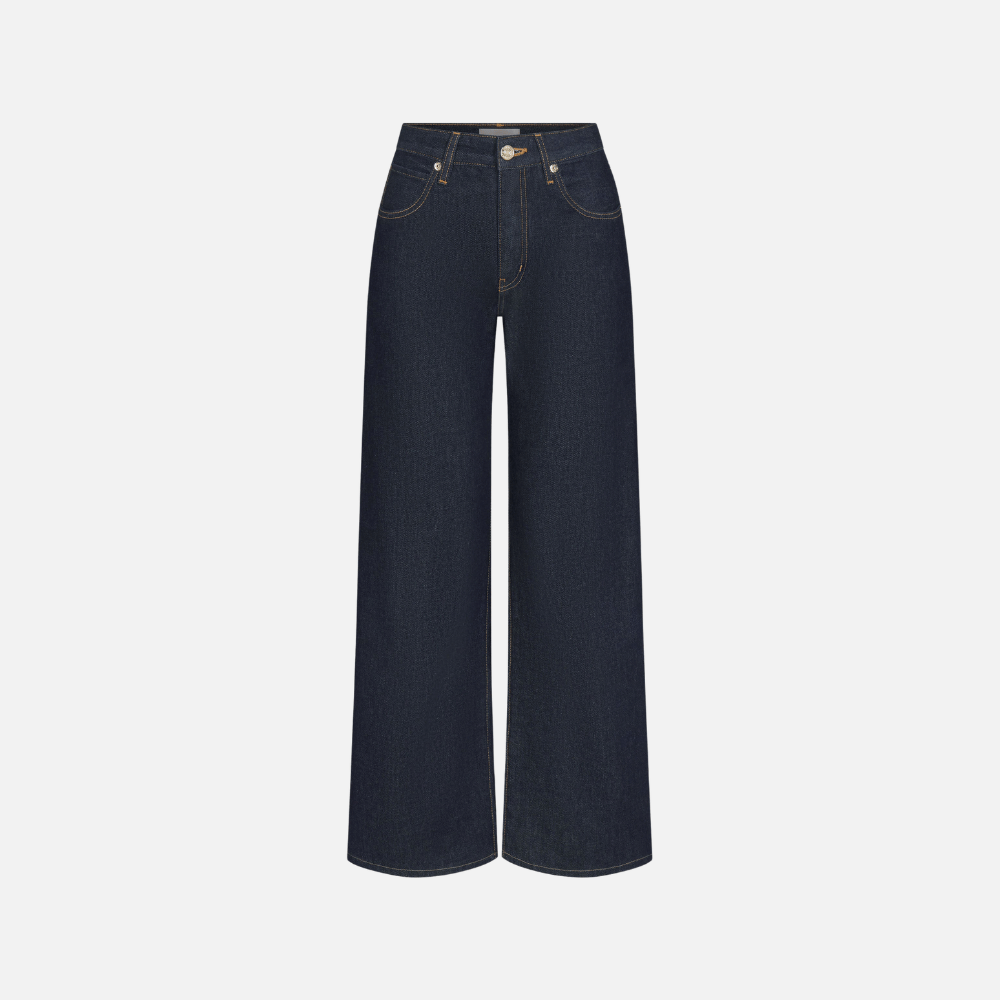 FRAME The Swing Jeans in Rinse at Riada Concept. High-rise cropped wide-leg jeans in rigid dark-indigo regenerative cotton