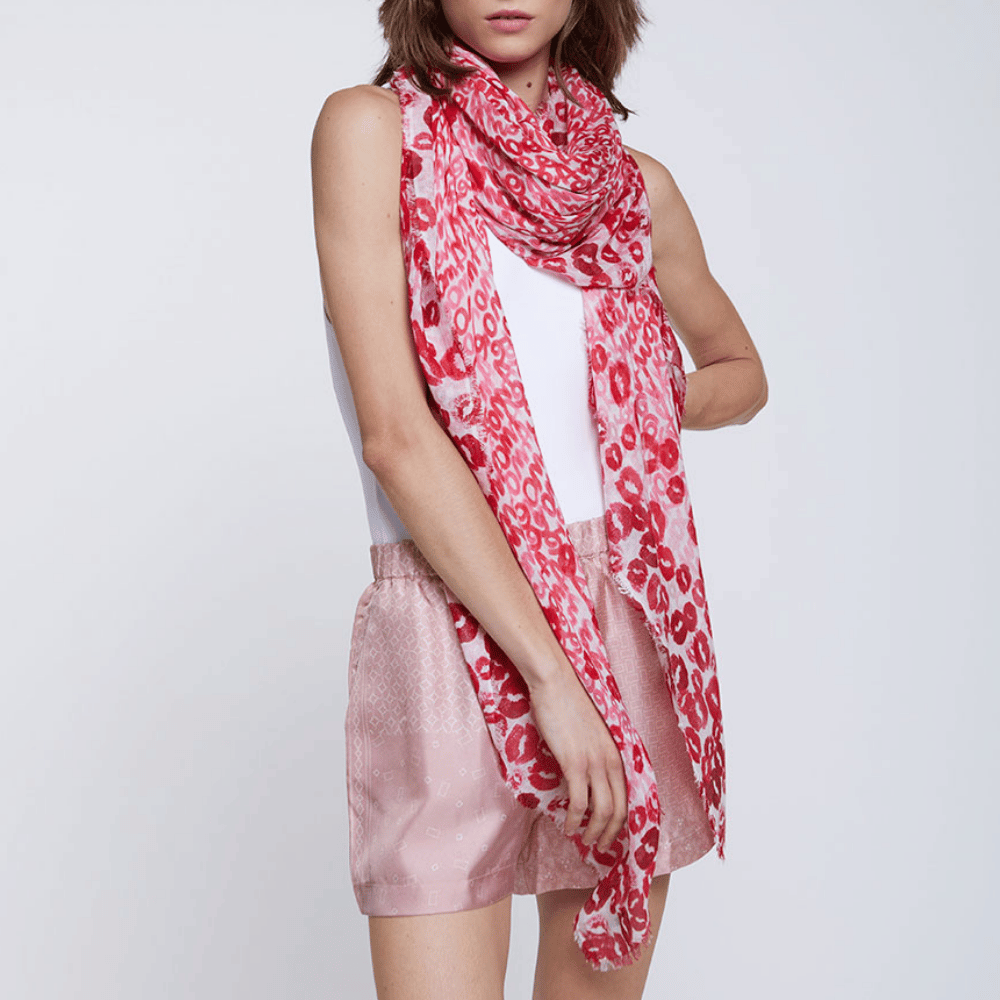 Faliero Sarti Lips Modal Cashmere Blend Stole in Red – International designer fashion boutique Australia Riada Concept Woollahra