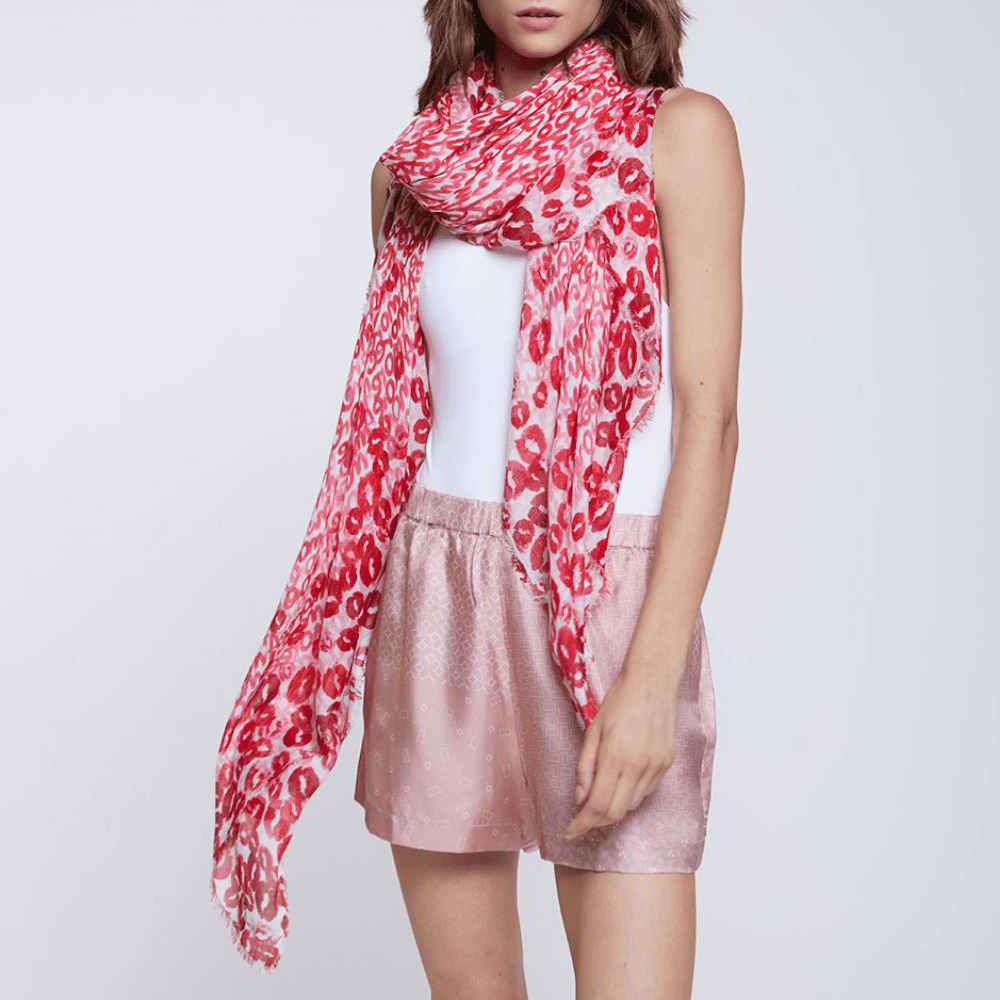 Faliero Sarti Lips Modal Cashmere Blend Stole in Red – International designer fashion boutique Australia Riada Concept Woollahra