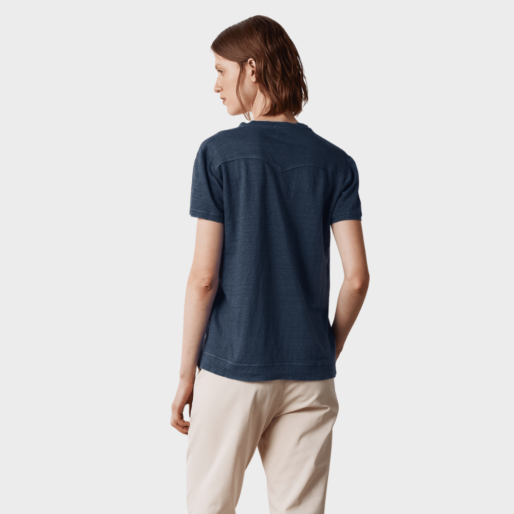 Flores Linen Cotton V-Neck T-Shirt in Blu