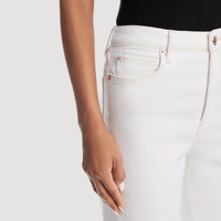 Close up of waistband and pocket - FRAME The Ruler Jeans in Au Natural Clean at Riada Concept. High-rise full-length straight jeans in soft comfort-stretch denim