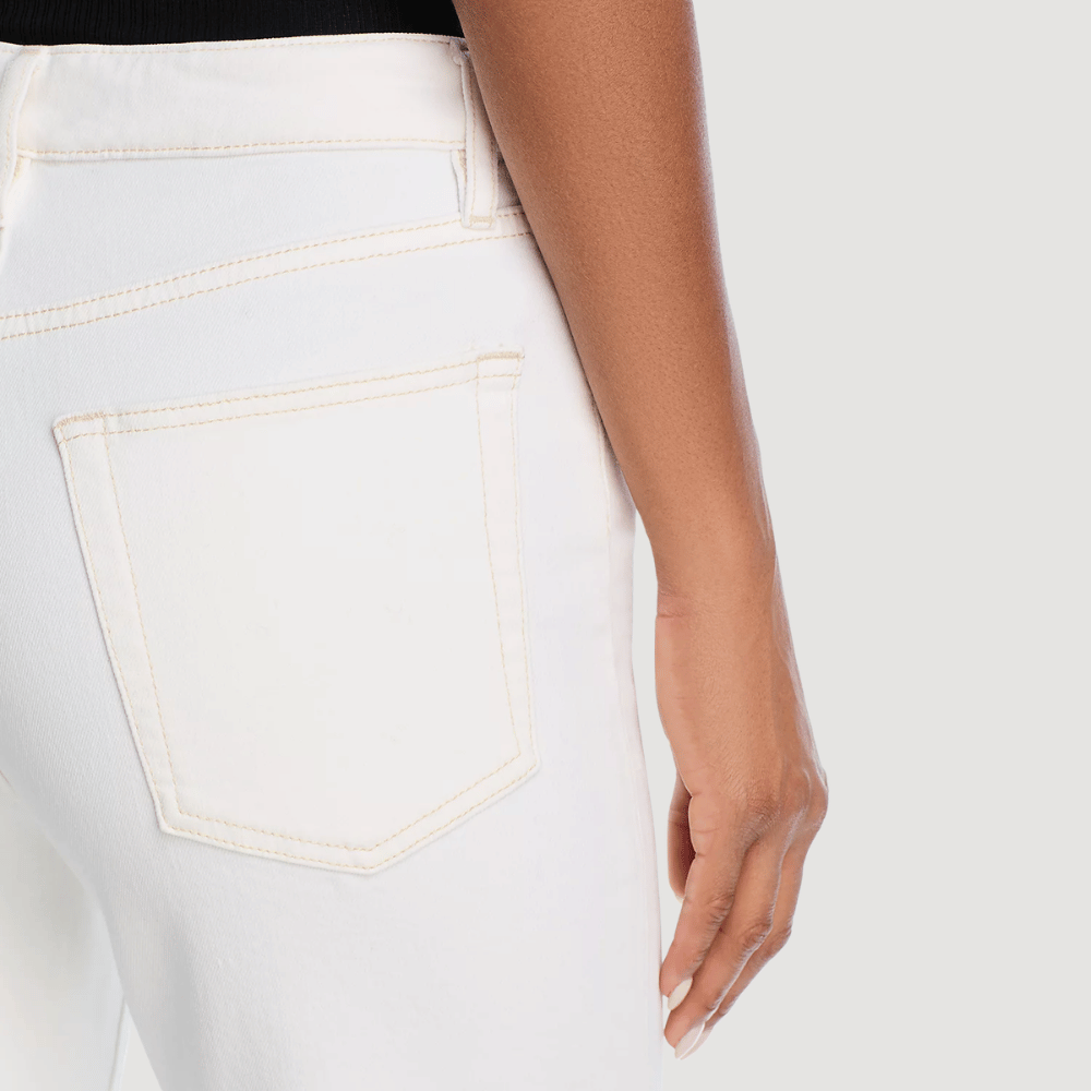 Close up of waistband and back pocket - FRAME The Ruler Jeans in Au Natural Clean at Riada Concept. High-rise full-length straight jeans in soft comfort-stretch denim