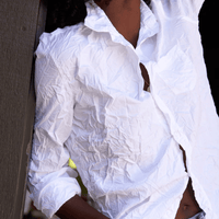 Frank &amp; Eileen Barry Tailored Button-Up Crinkle Shirt in White Shop Frank & Eileen online in Australia at Riada Concept – official stockist of Frank & Eileen shirts, dresses, and linen pants. Discover timeless, premium women's fashion with fast shipping from Sydney.