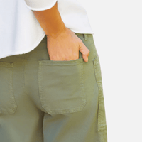Frank & Eileen Bray Everyday Barrel Pant in Olive – International designer fashion boutique Australia Riada Concept Woollahra