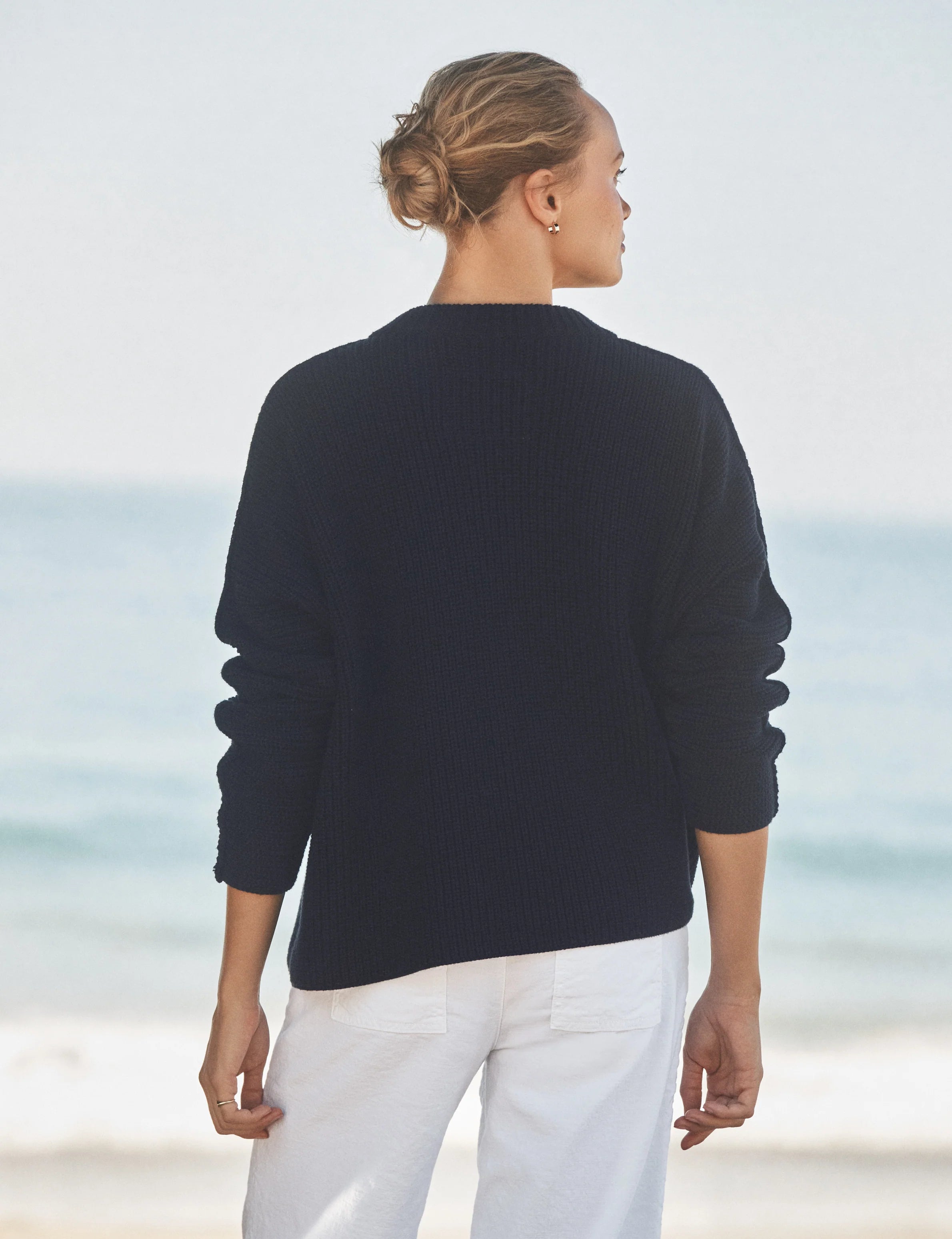 Back view of Cotton Montecito Cardigan by Frank & Eileen at Riada Concept, front view with horn button closure on model. Frank and Eileen stockist Australia available at Riada Concept Luxury Fashion Boutique Australia.