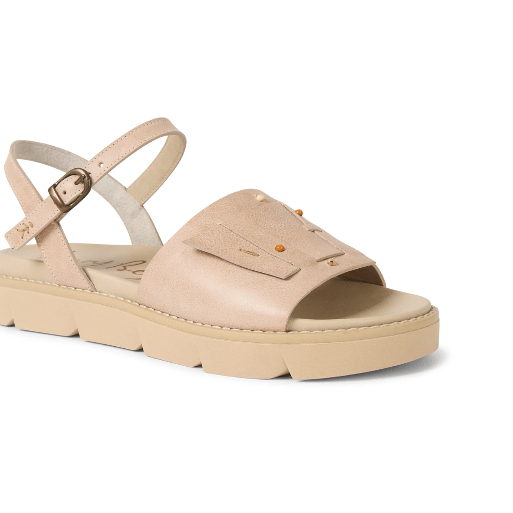 Henry Beguelin Buckled Leather Sandal in Sbiancato Beige - international designer fashion boutique Australia Riada Concept Woollahra