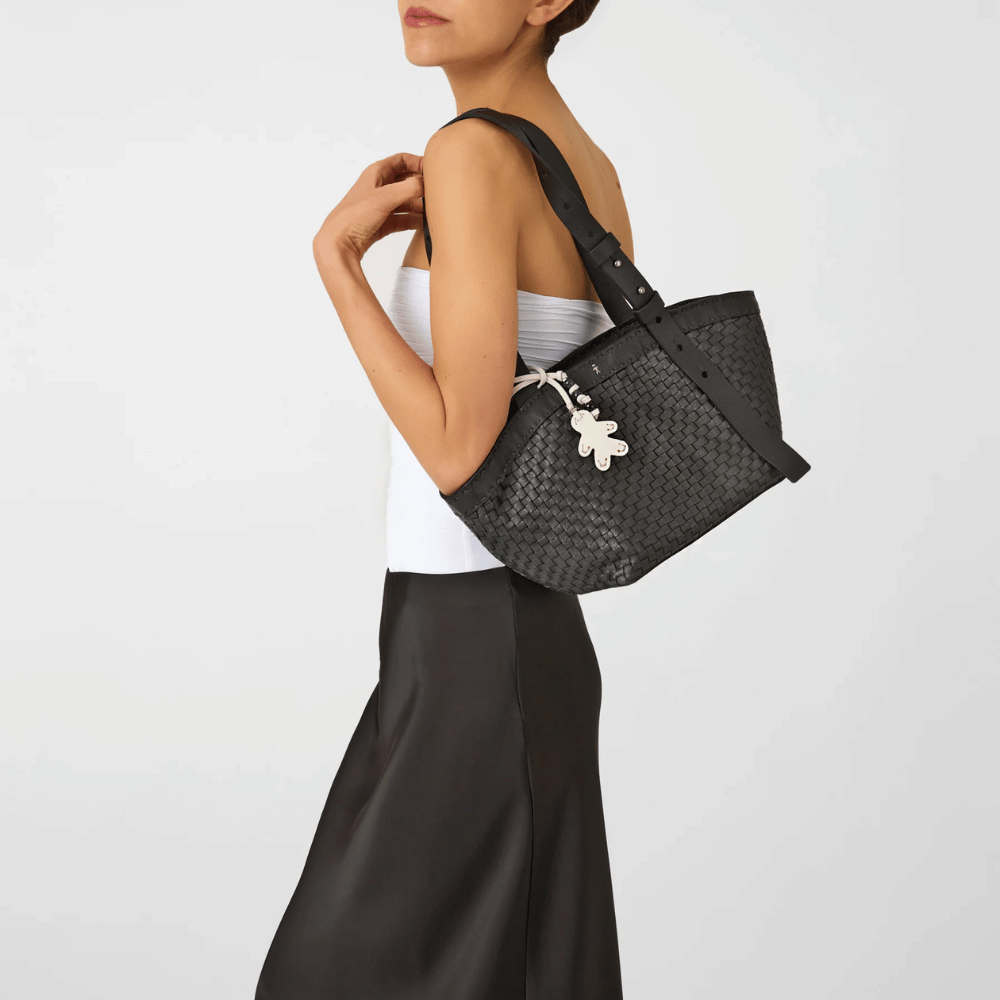 Henry Beguelin Medium Jar Bag Woven Leather Shoulder Bag in Black Laminato HENRY BEGUELIN Designer fashion handbags shop online and in store High End fashion boutique Sydney Australia Riada Concept