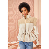 Tariet Vest in Fawn