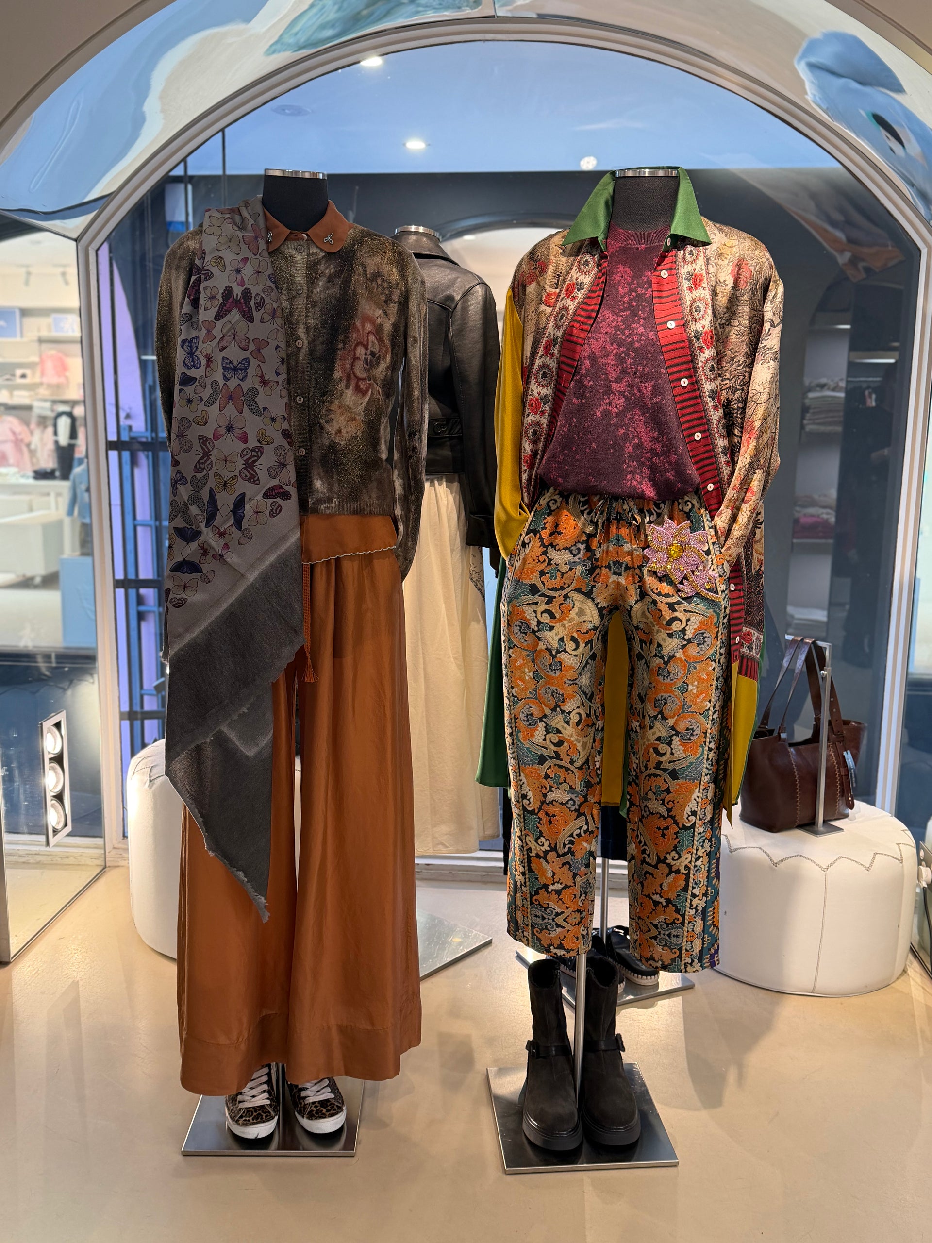 In the window of Luxury Fashion Boutique Riada Concept. Sydney's leading Fashion Boutique for International Luxury Fashion online and instore. Riada Concept International Fashion Labels. Ulla Johnson, Henry Beguelin, Avant Toi, Harris Wharf stockists Sydney Australia. Multi Label Luxury Fashion Boutique Australia.