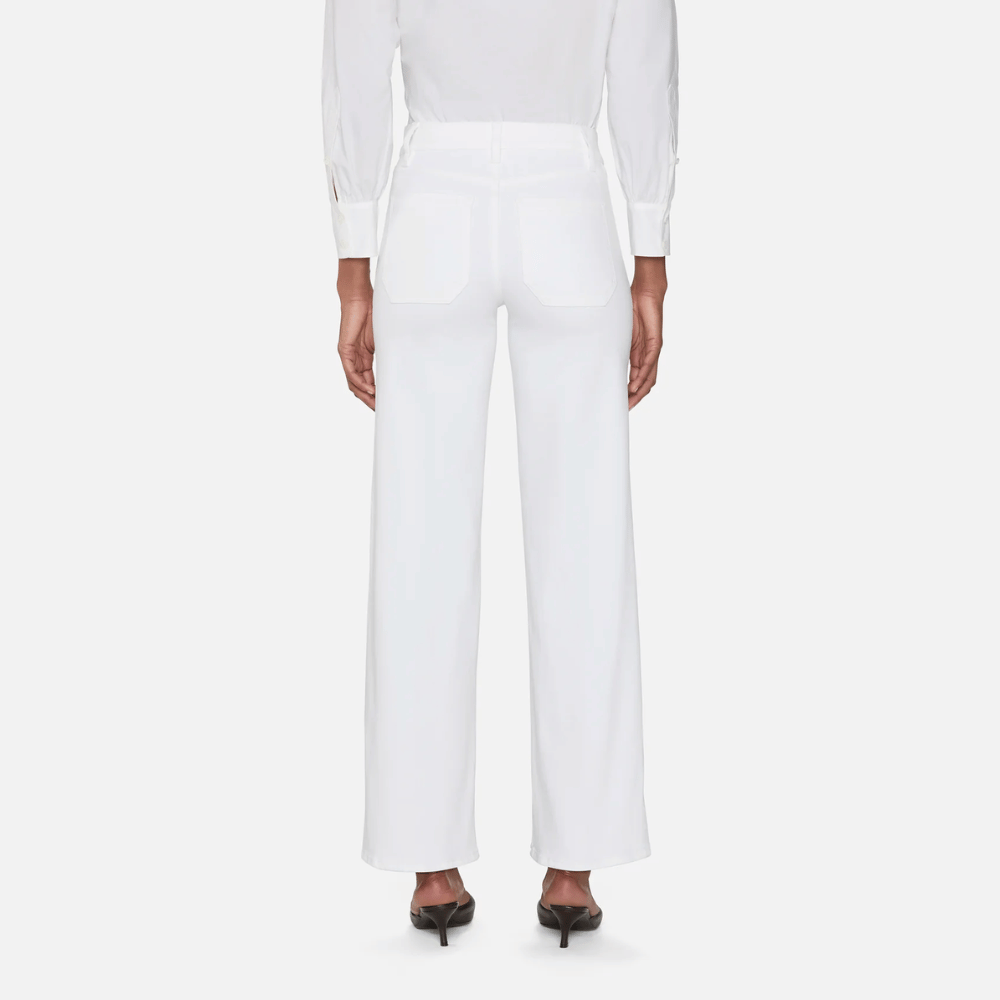 FRAME Le Slim Palazzo Modernist Pocket in White — high-rise wide-leg jeans in stretch cotton blend, featuring modernist front pockets, full-length flare, and quiet-luxury tailoring FRAME designer denim, luxury jeans boutique Sydney Australia Riada Concept Woollahra