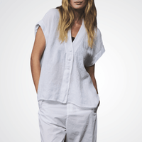 Transit Par Such Linen Button Through Top in White — Italian-made relaxed linen blouse with short sleeves and V-neck button front Transit Par Such at Riada Concept Designer fashion shop online and in store High End fashion boutique Sydney Australia Riada Concept