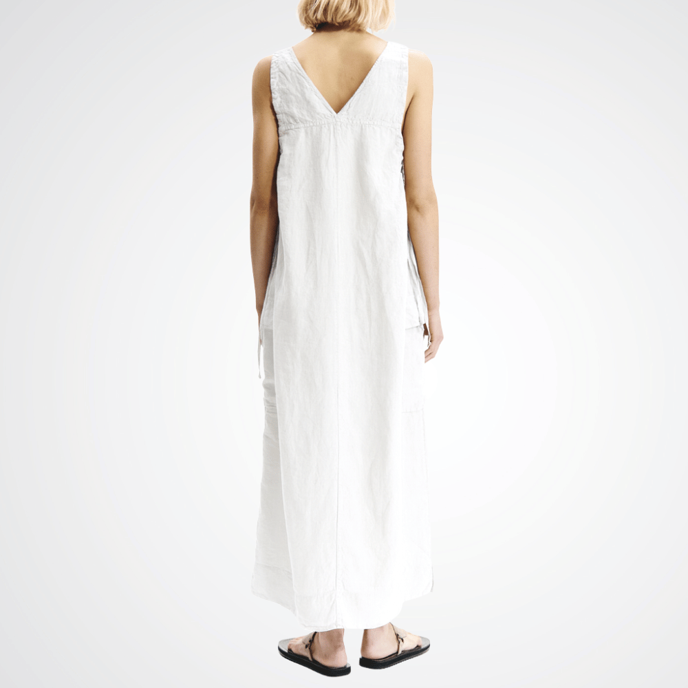 The Transit Par Such Linen Cargo Dress in White features a scoop neckline, deep armholes, and adjustable side drawstrings. Transit Par Such at Riada Concept Designer fashion shop online and in store High End fashion boutique Sydney Australia Riada Concept
