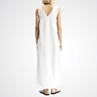 The Transit Par Such Linen Cargo Dress in White features a scoop neckline, deep armholes, and adjustable side drawstrings. Transit Par Such at Riada Concept Designer fashion shop online and in store High End fashion boutique Sydney Australia Riada Concept