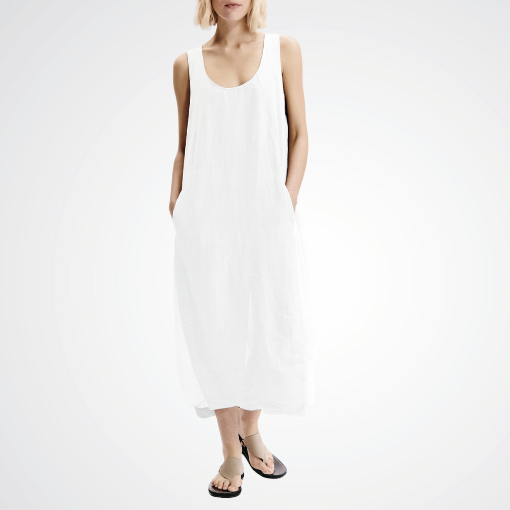 Transit Par Such Linen Dress in White — Italian-made relaxed maxi with scoop neckline, viscose side panels and seam pockets, styled with sandals Transit Par Such at Riada Concept Designer fashion shop online and in store High End fashion boutique Sydney Australia Riada Concept