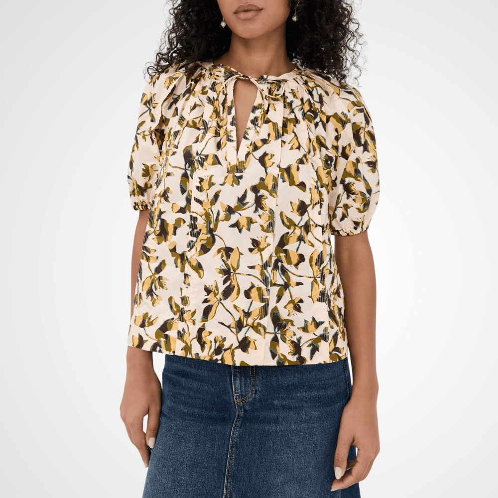 Ulla Johnson Loli Short Sleeve Blouse in Lucent – luxury cotton floral blouse with puff sleeves, Available instore and online at Riada Concept, Woollahra — Sydney’s destination for a curated selection of international luxury brands