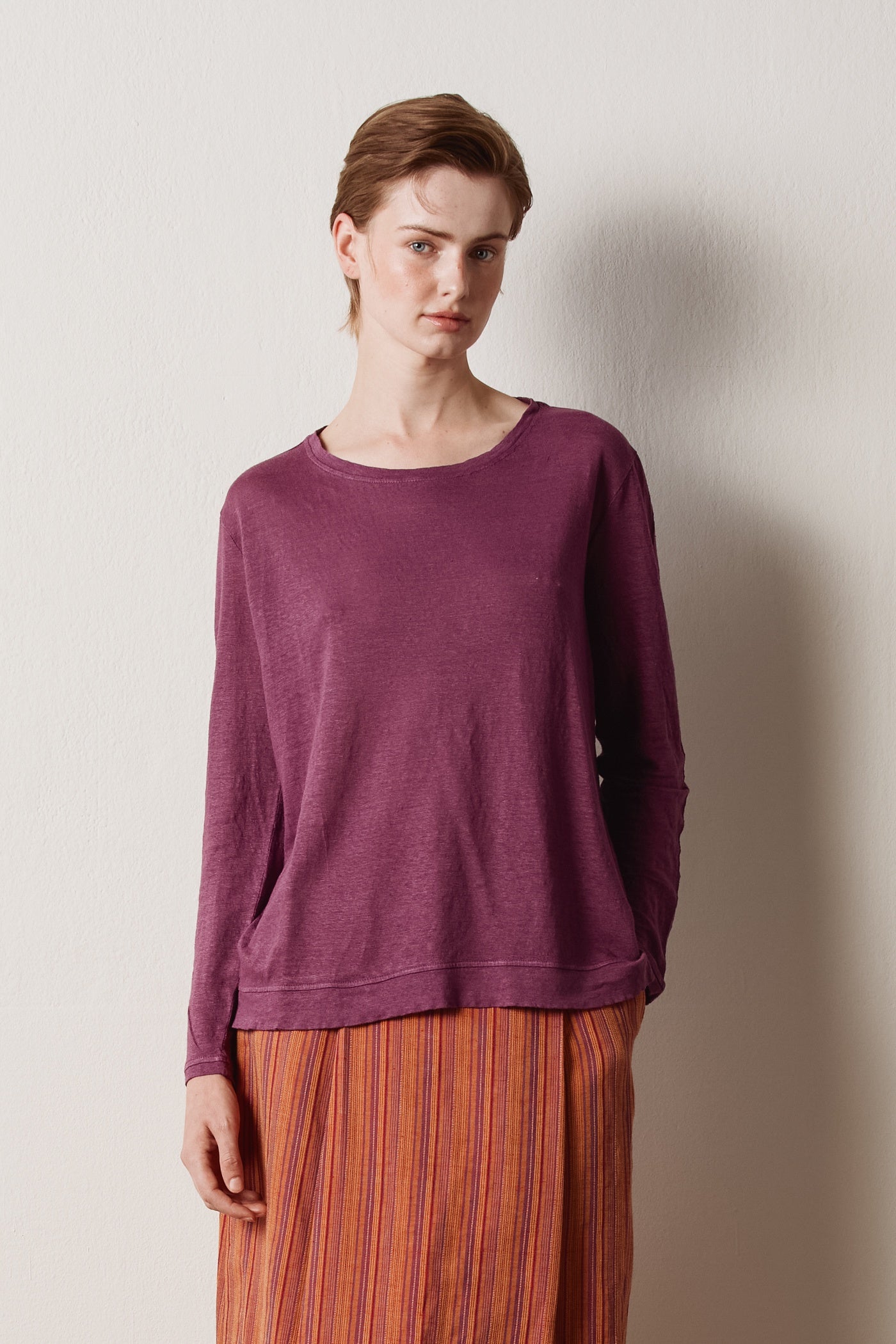 TENERIFE Linen Cotton Jersey Long-Sleeve T-Shirt in Grape